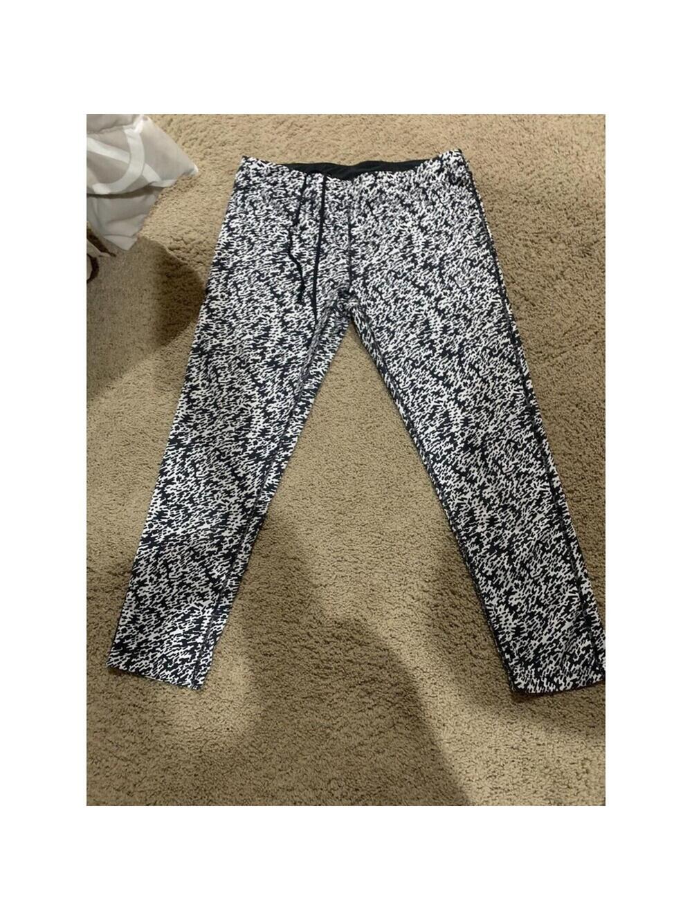 Women's NIKE black and white leggings cropped L LARGE DRI - FIT
